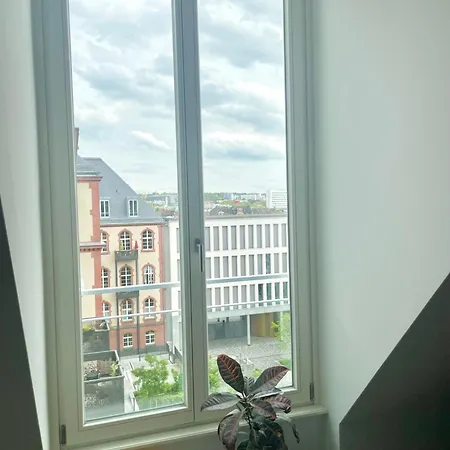 Super Zentrales Design-apartment Wiesbaden